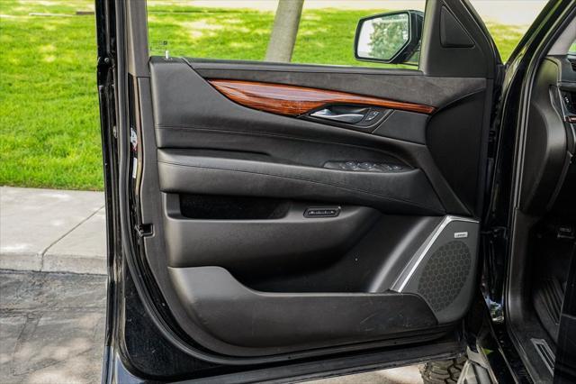 used 2015 Cadillac Escalade car, priced at $21,495