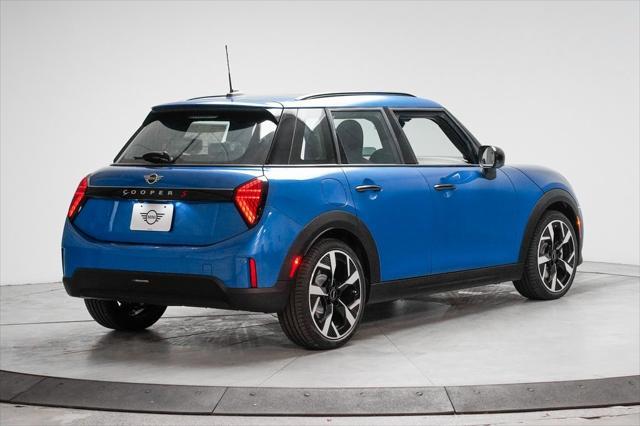 new 2025 MINI Hardtop car, priced at $39,630