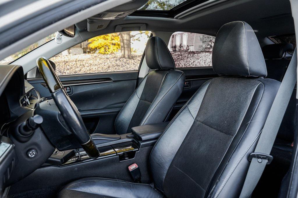used 2014 Lexus ES 350 car, priced at $14,995