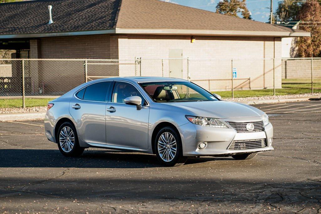 used 2014 Lexus ES 350 car, priced at $14,995