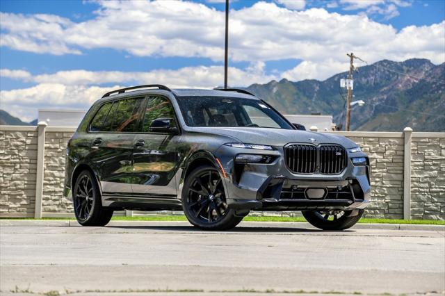 new 2026 BMW X7 car, priced at $130,070