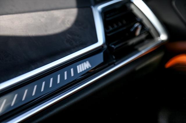 new 2026 BMW X7 car, priced at $130,070