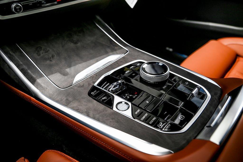 new 2025 BMW X7 car, priced at $124,375