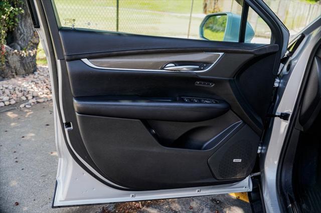 used 2017 Cadillac XT5 car, priced at $23,995