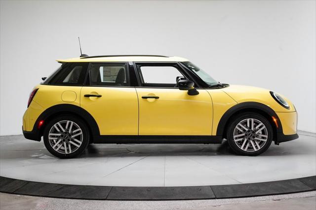 new 2025 MINI Hardtop car, priced at $38,080