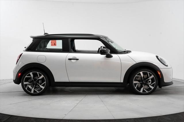 new 2025 MINI Hardtop car, priced at $39,280