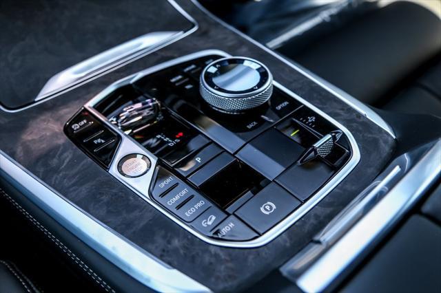 new 2026 BMW X7 car, priced at $109,745