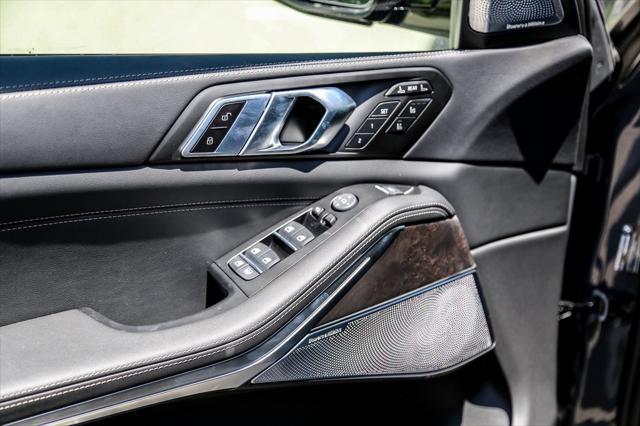 new 2026 BMW X7 car, priced at $109,745