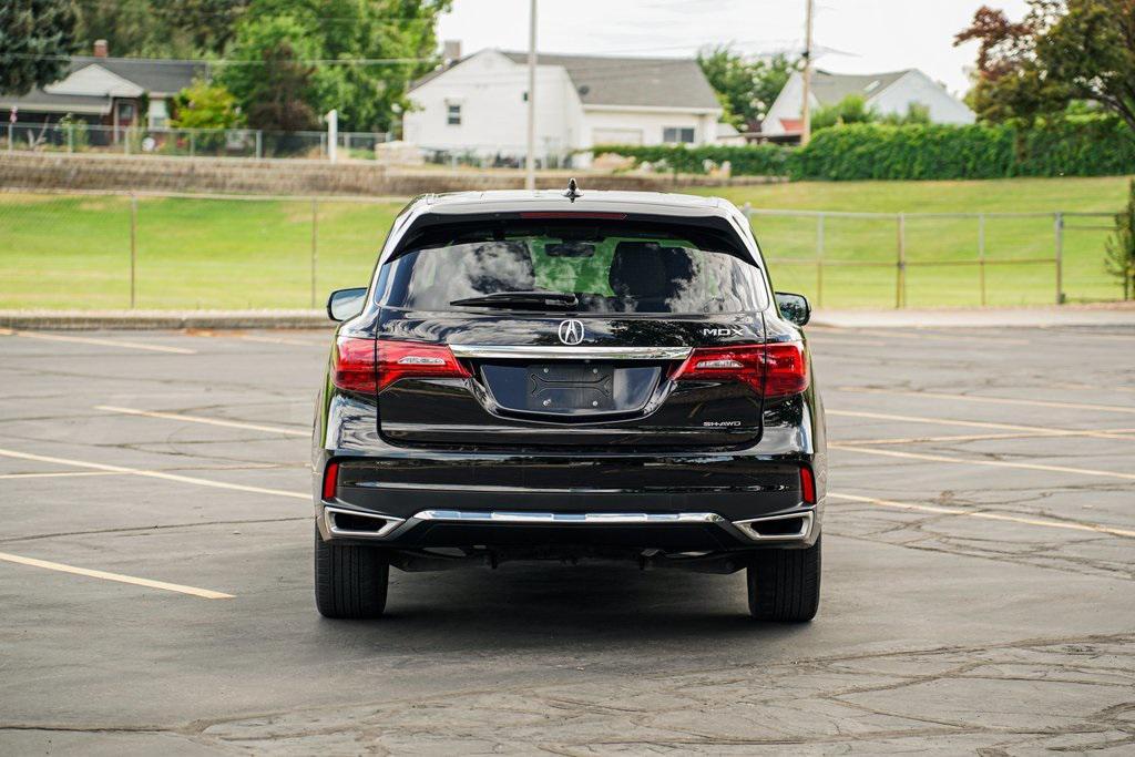 used 2018 Acura MDX car, priced at $21,495