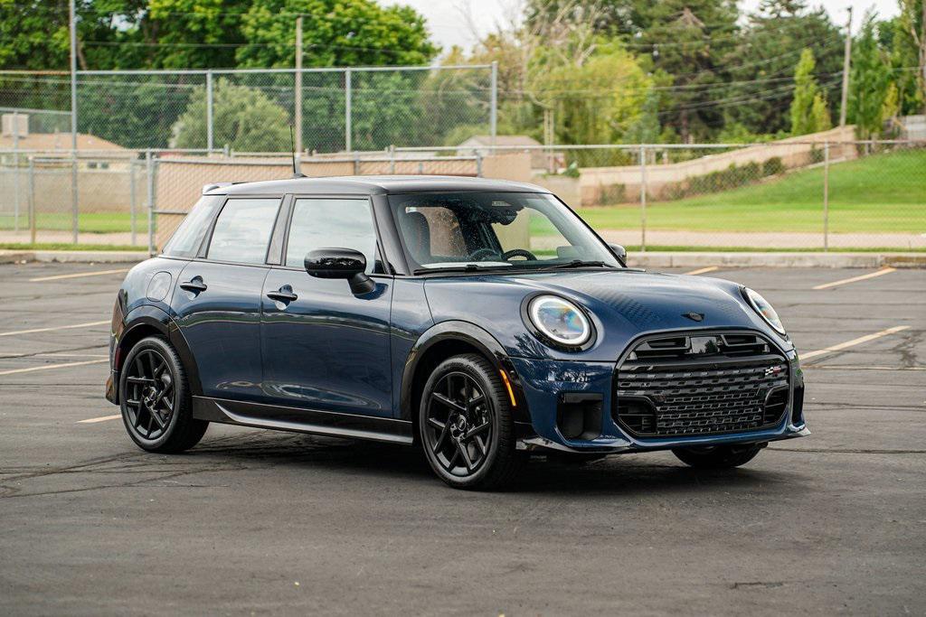 new 2025 MINI Hardtop car, priced at $41,225