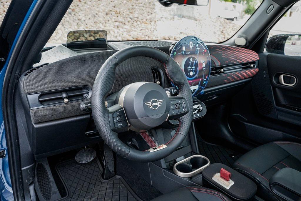new 2025 MINI Hardtop car, priced at $41,225