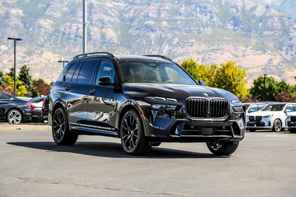 new 2026 BMW X7 car, priced at $107,795