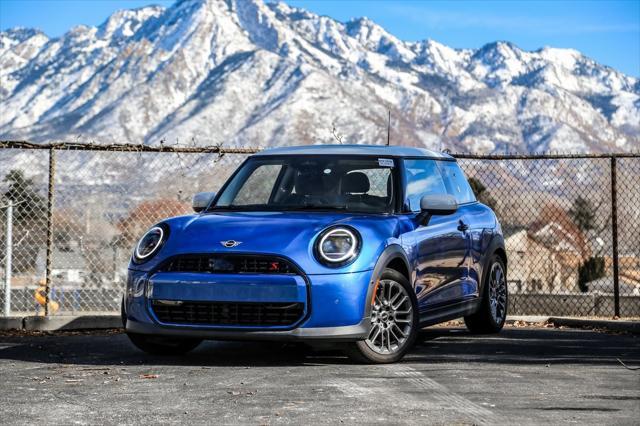 new 2025 MINI Hardtop car, priced at $36,055