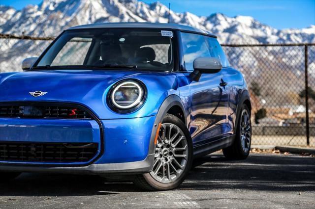 new 2025 MINI Hardtop car, priced at $36,055