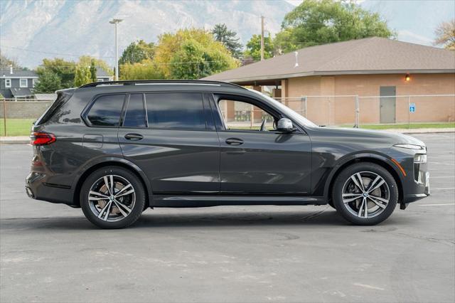 new 2025 BMW X7 car, priced at $99,300