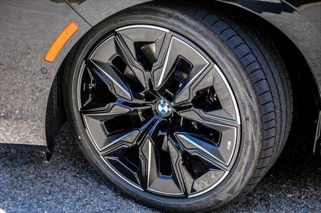 new 2025 BMW 760 car, priced at $135,355
