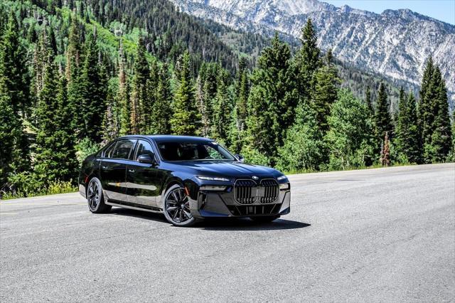 new 2025 BMW 760 car, priced at $135,355
