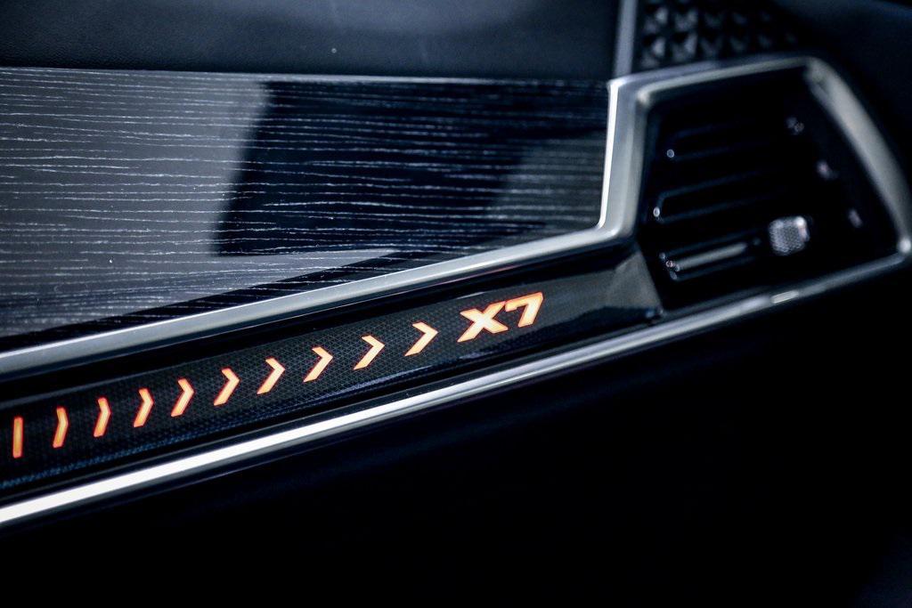 new 2026 BMW X7 car, priced at $105,965