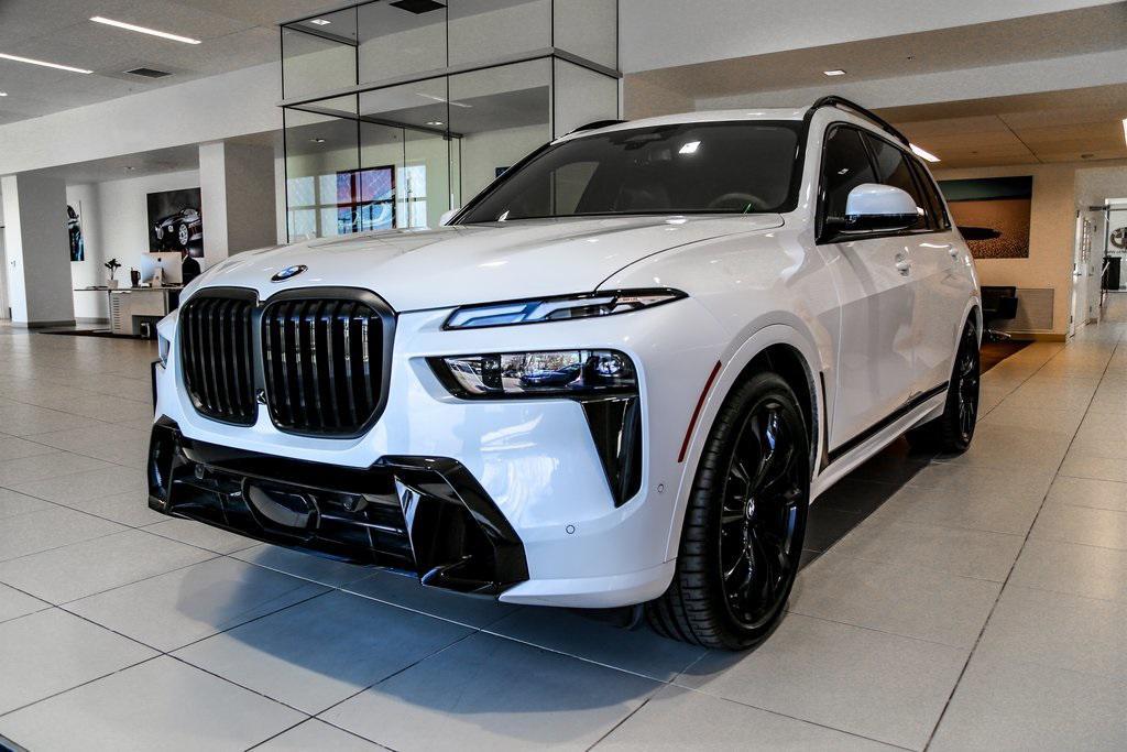 new 2026 BMW X7 car, priced at $105,965