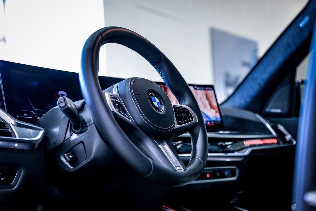 new 2026 BMW X7 car, priced at $105,965