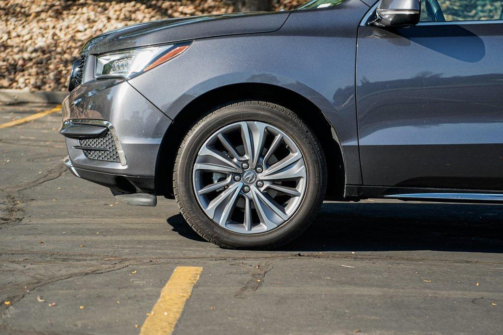 used 2018 Acura MDX car, priced at $19,495