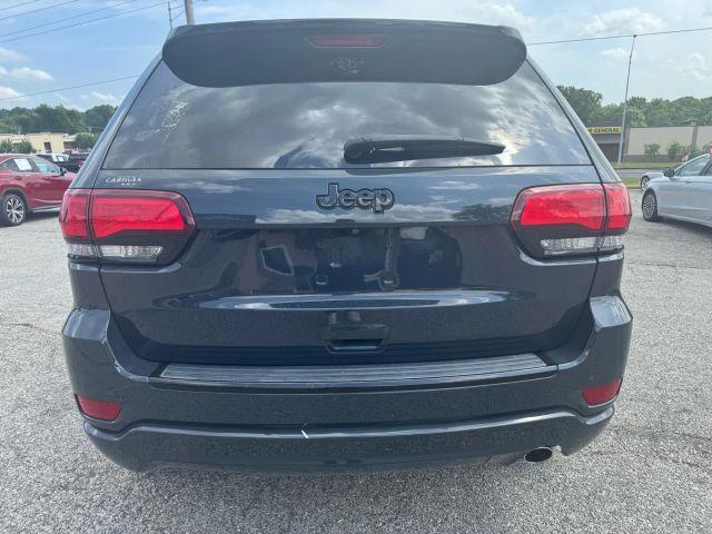 used 2018 Jeep Grand Cherokee car, priced at $18,495