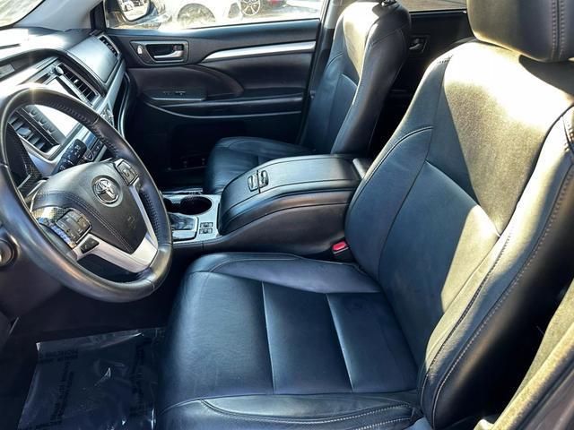 used 2018 Toyota Highlander car, priced at $26,995