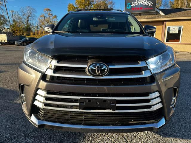 used 2018 Toyota Highlander car, priced at $26,995