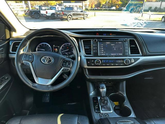 used 2018 Toyota Highlander car, priced at $26,995