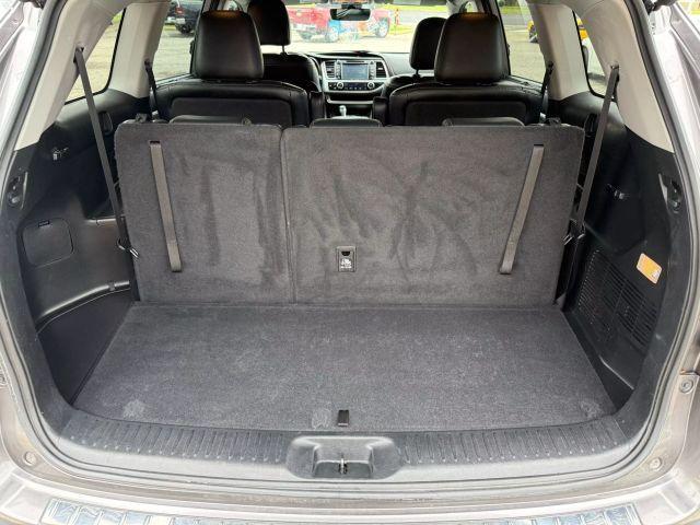 used 2018 Toyota Highlander car, priced at $23,995