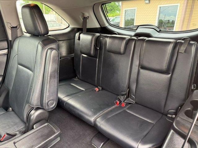 used 2018 Toyota Highlander car, priced at $23,995