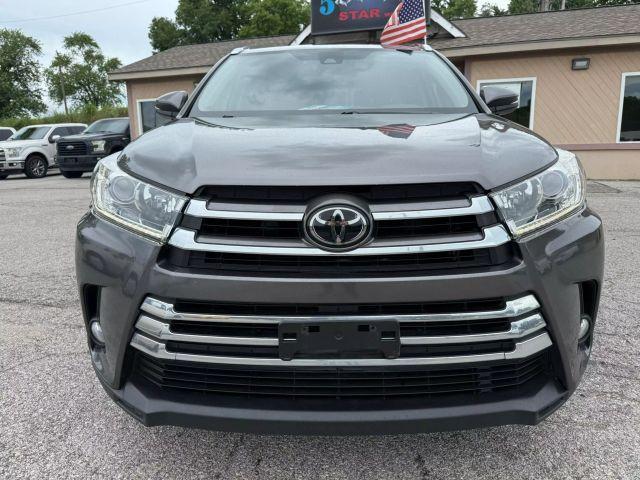 used 2018 Toyota Highlander car, priced at $23,995