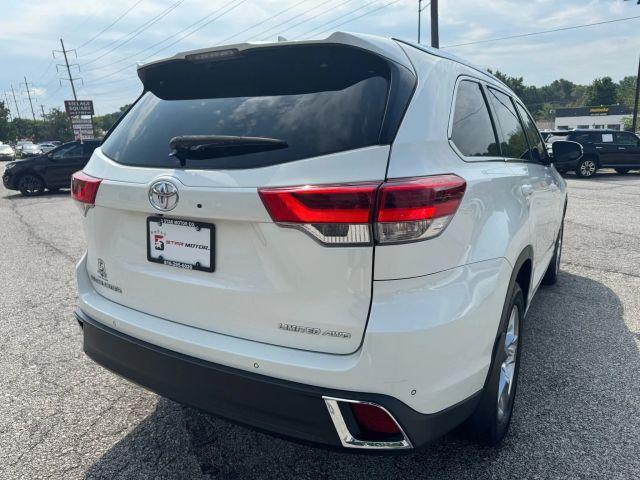 used 2019 Toyota Highlander car, priced at $29,495