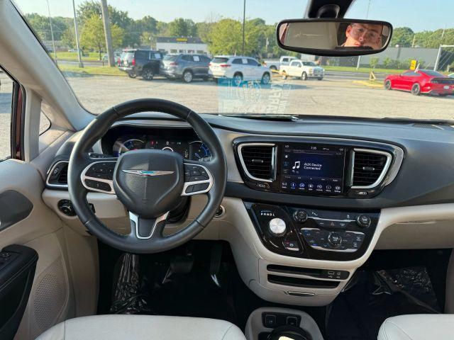 used 2018 Chrysler Pacifica Hybrid car, priced at $20,995