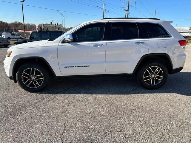 used 2017 Jeep Grand Cherokee car, priced at $14,950