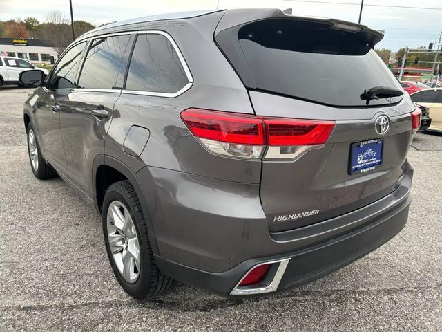 used 2018 Toyota Highlander car, priced at $27,750