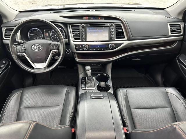 used 2018 Toyota Highlander car, priced at $27,750