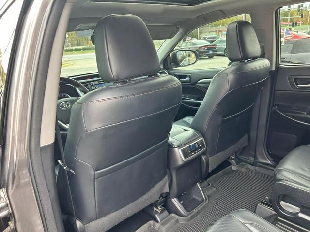 used 2018 Toyota Highlander car, priced at $27,750