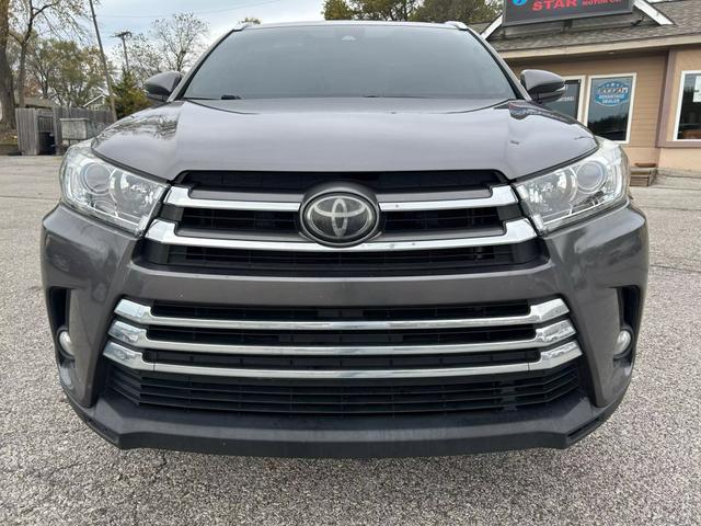 used 2018 Toyota Highlander car, priced at $27,750