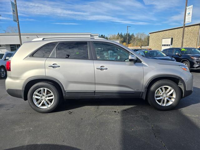 used 2014 Kia Sorento car, priced at $8,950