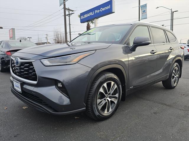 used 2021 Toyota Highlander Hybrid car, priced at $35,950