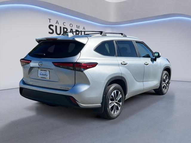 used 2023 Toyota Highlander car, priced at $38,950