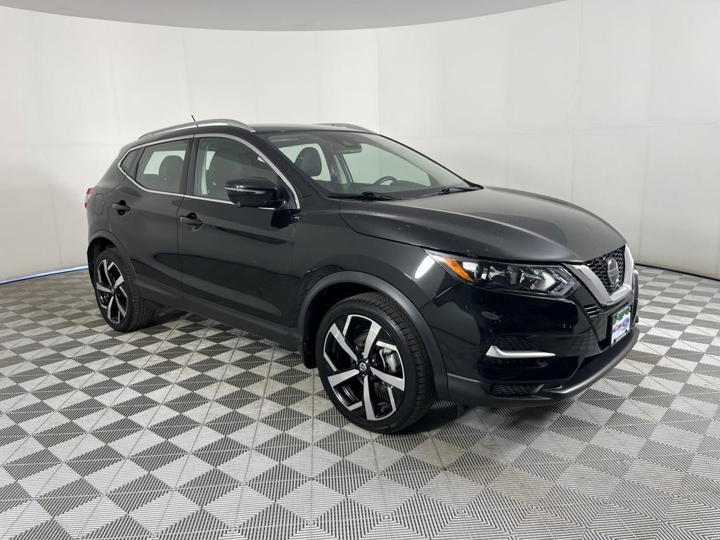 used 2022 Nissan Rogue Sport car, priced at $23,526