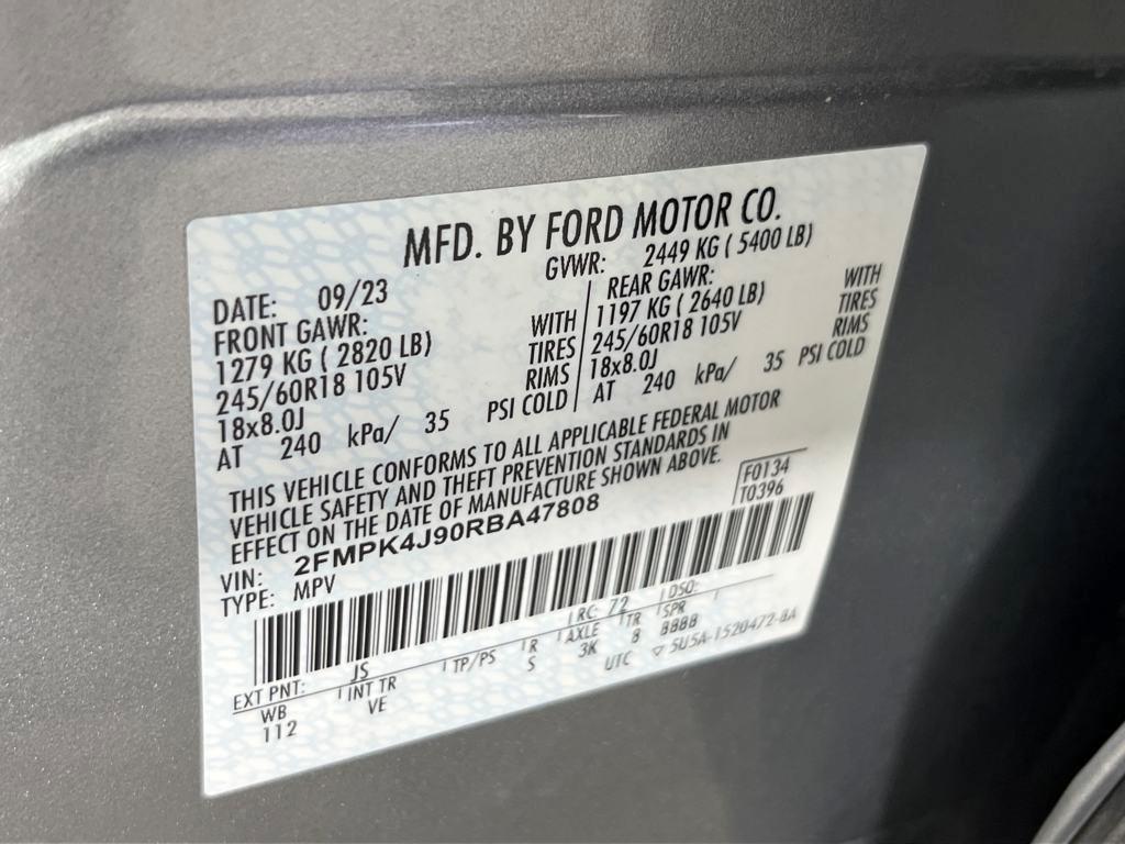 used 2024 Ford Edge car, priced at $27,805