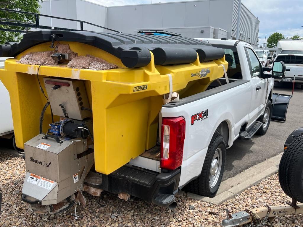 new 2024 Ford F-350 car