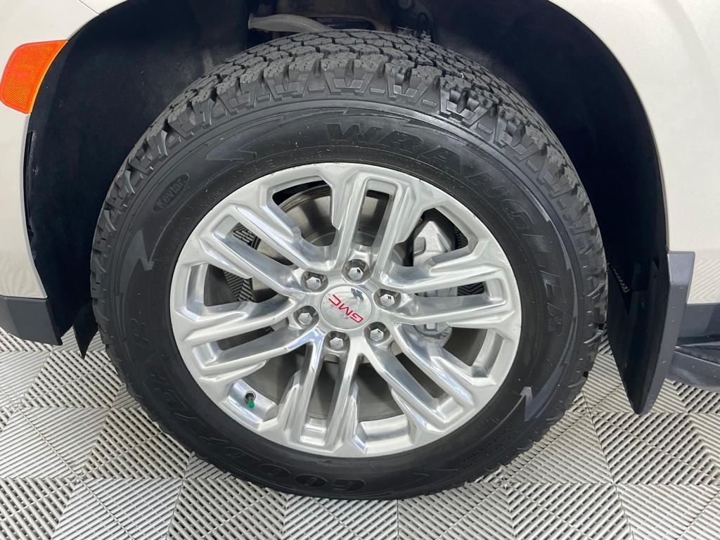 used 2022 GMC Yukon car, priced at $48,291