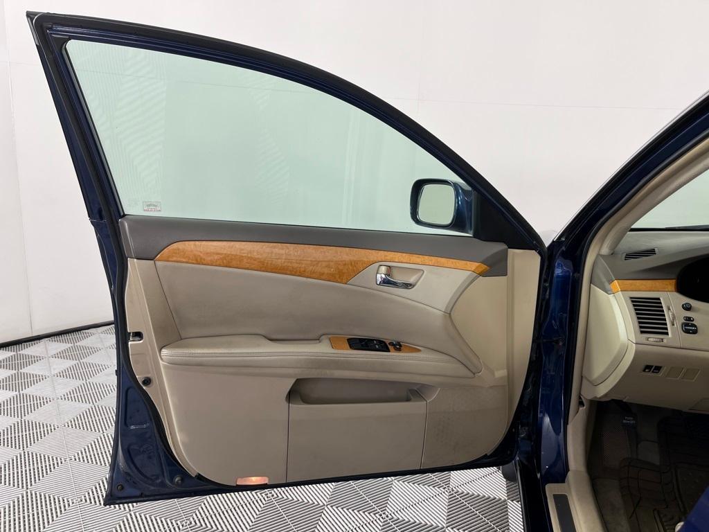 used 2007 Toyota Avalon car