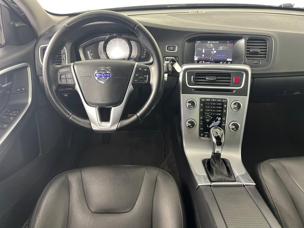 used 2018 Volvo V60 Cross Country car, priced at $15,992