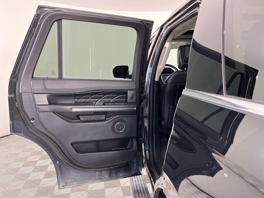 used 2018 Ford Expedition car, priced at $26,991