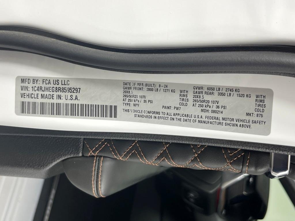 used 2024 Jeep Grand Cherokee car, priced at $49,991